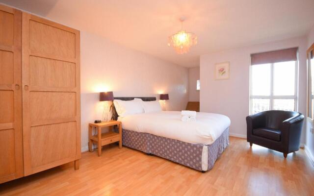 Town or Country - Greenwich Apartments