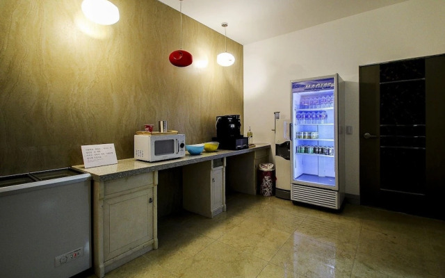 Dubai Hotel