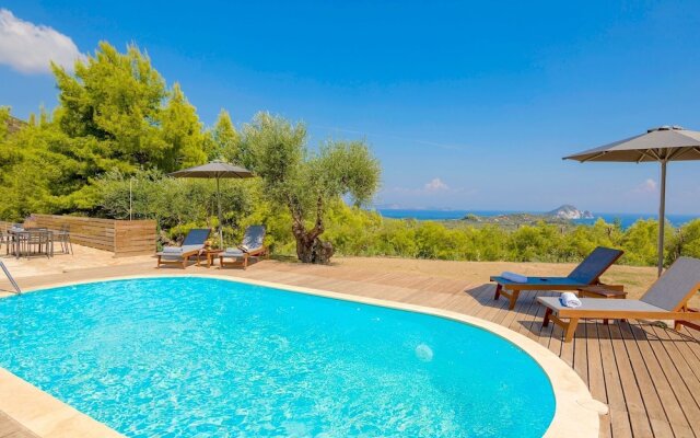 Modern Villa in Volimes with Pool And Parking