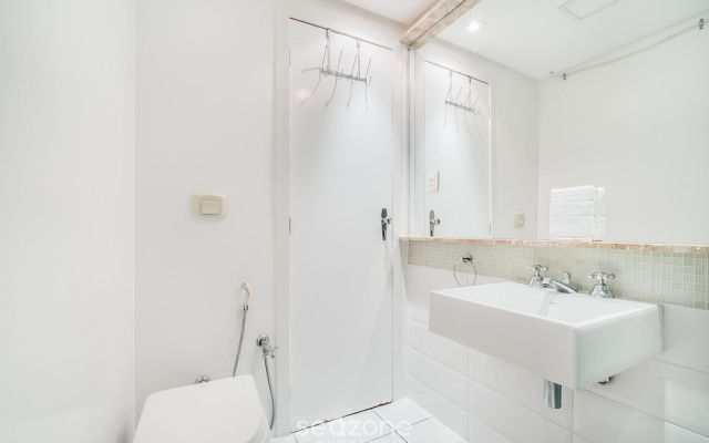Beachfront apt BC Center Close to Attract. Aco803