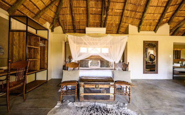 Toro River Lodges Big 5 Exclusive Safari