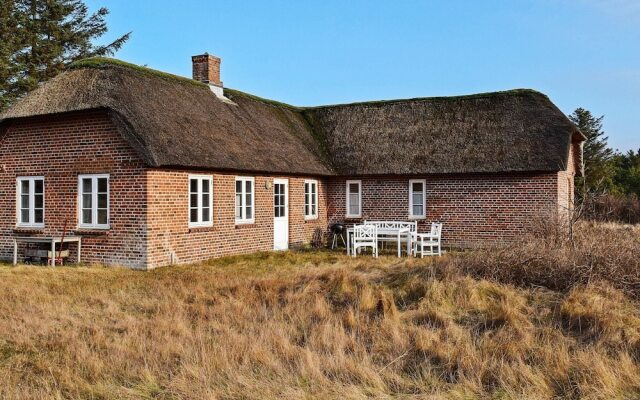 6 Person Holiday Home in Ulfborg