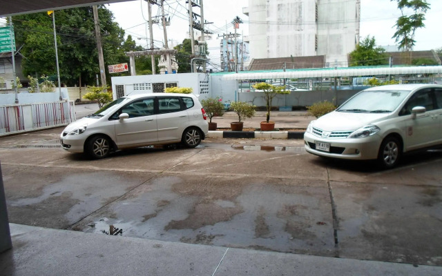 Tapee Hotel