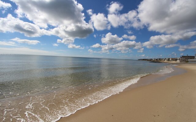 Edgewater Beach Resort, a VRI resort