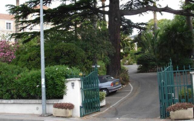 Residence Costeur Solviane