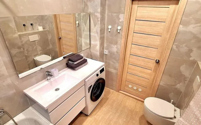 Логиновы. Апарт на Бисерском переулке, д. 5