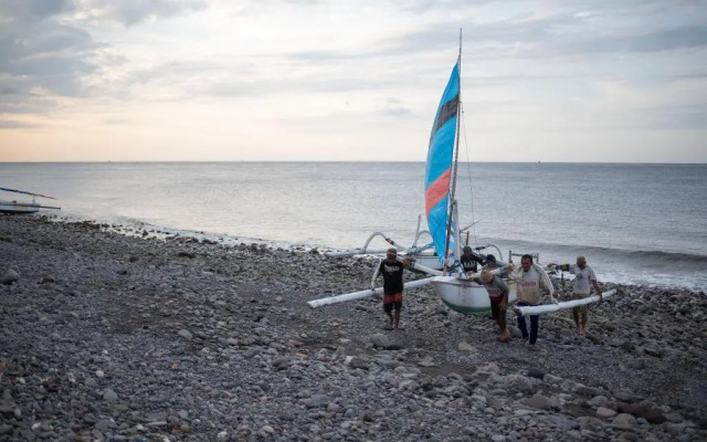Arya Amed Beach Resort and Dive Center