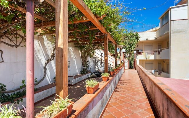 Lovely Villa in Messina near Sea Beach