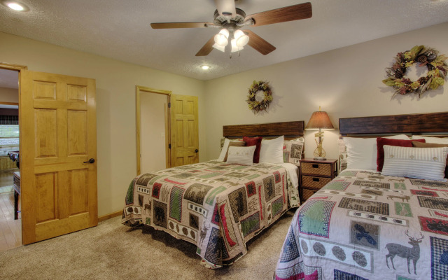 Country Roads By HoneyBear Cabins