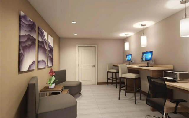 Staybridge Suites Scottsdale - Talking Stick by IHG