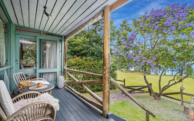 The Lake House at Erowal Bay 4pm Check Out Sundays