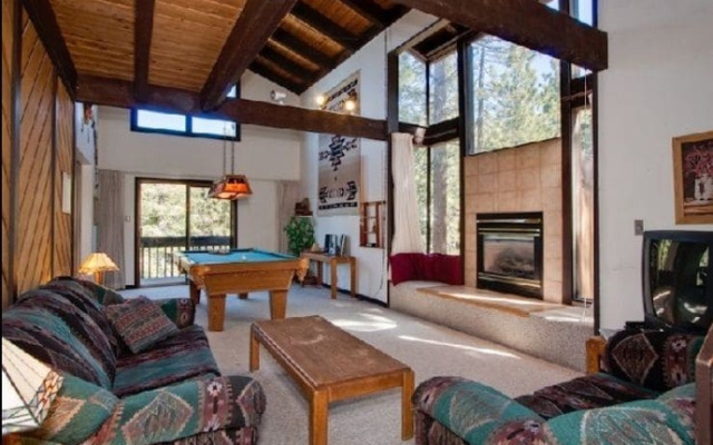 Lake Tahoe Vacations by TechTravel.com