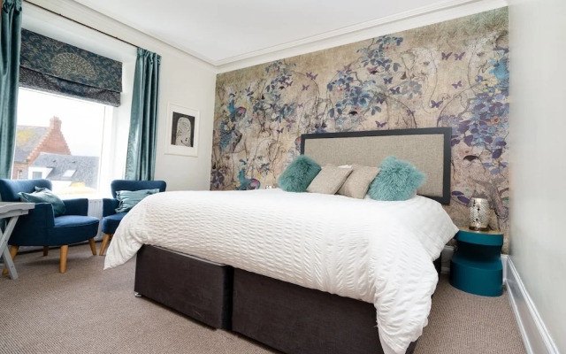 Antrim House Guest Rooms & Suites
