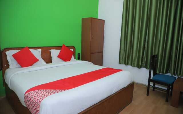 OYO 85208 Hotel Shree Ram