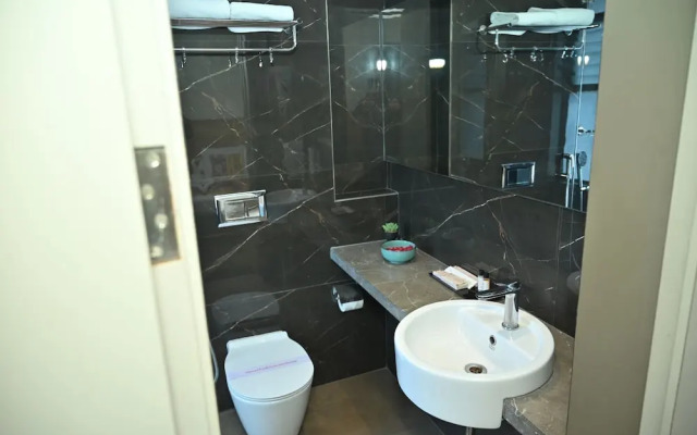Urvi Banquets & Guest House