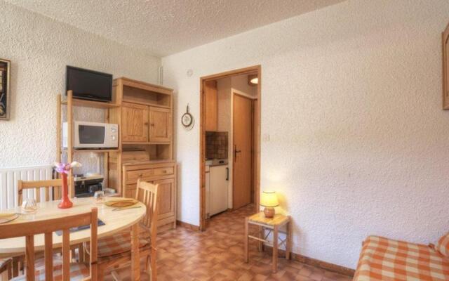 Appartement Saint-Chaffrey , 1 pièce, 2 personnes - FR-1-330E-66