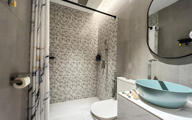 Apple 1 Hotel Queensbay