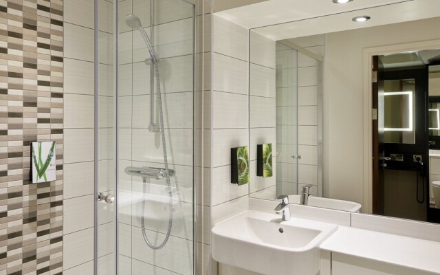 Premier Inn Milton Keynes Central Theatre District