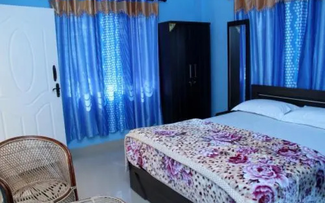 Aathishaya Holiday Inn