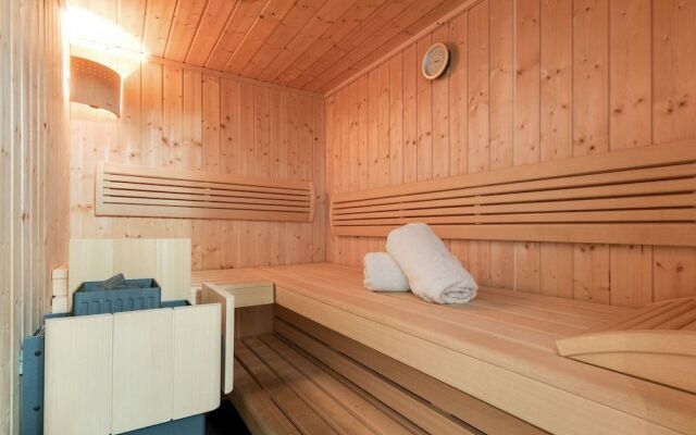 Elegant Apartment in Leogang With Ski Storage