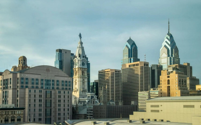 Four Points by Sheraton Philadelphia City Center