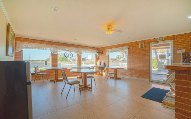 Vali Ho Motel By OYO Weslaco Mercedes