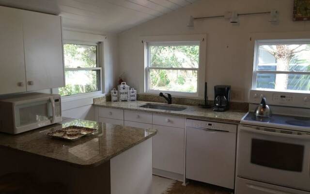 Otis Beach - 5 Br Home