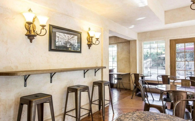 The Inn at Baechtel Creek