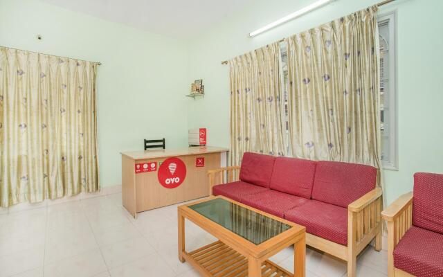 OYO 11592 Hotel Red Carpet Residence