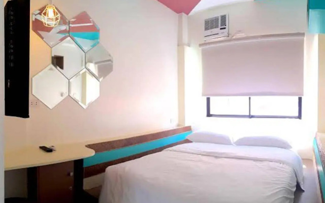 Second Wind Hostel by MNL