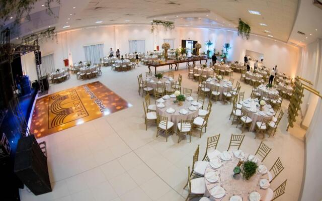 Favorita Golden Hotel e Eventos