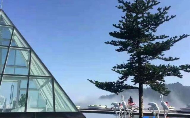 Yunfuli Cliff Hotel, Qili Pingye Luxury Hotel