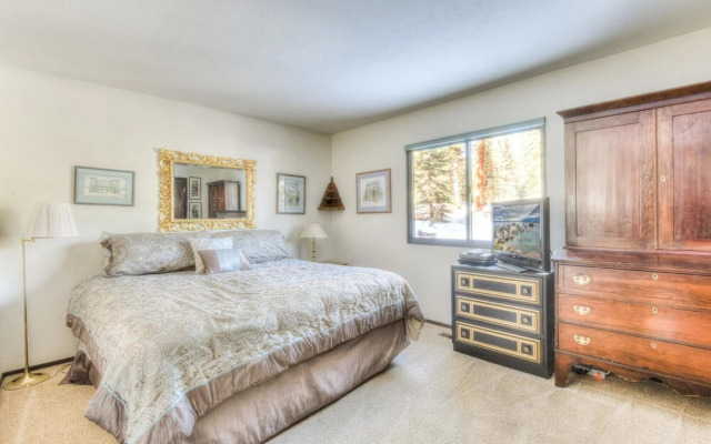 Talmage North Tahoe Rental by RedAwning