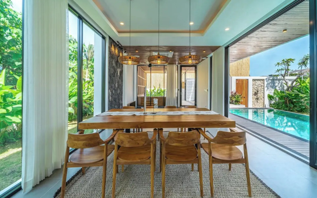 Villa Bedawang - 4BR Villa Seminyak