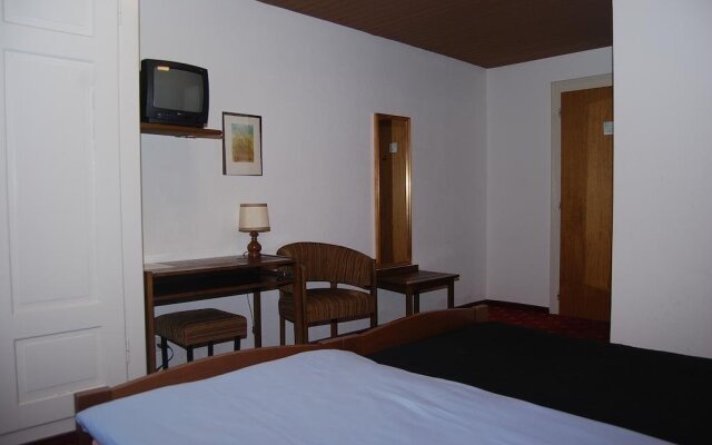 Hotel Restaurant ADLER AG, Lengnau