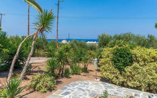 Stylish Villa, Private Pool, Large Garden, sea View, En-suite Bathrooms