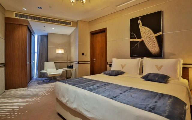 VIP Hotel