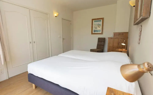 Cozy Texel Retreat With Garden