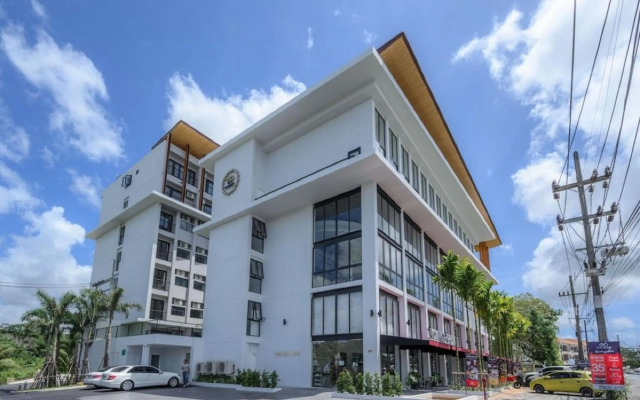 Tour De Phuket Hotel