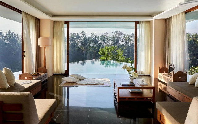 Курорт Kamandalu Ubud
