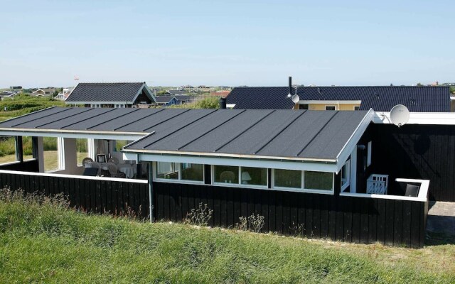 Adorable Holiday Home in Løkken With Whirlpool
