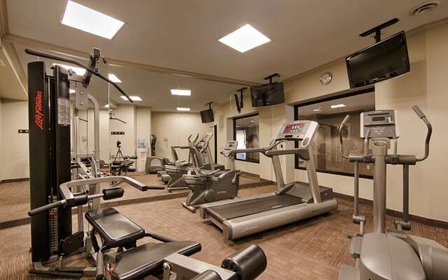 Best Western Plus Guildwood Inn
