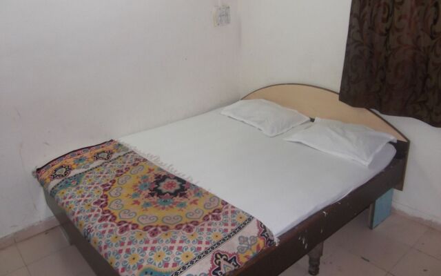 Samruddhi and Shree Inn Lodge