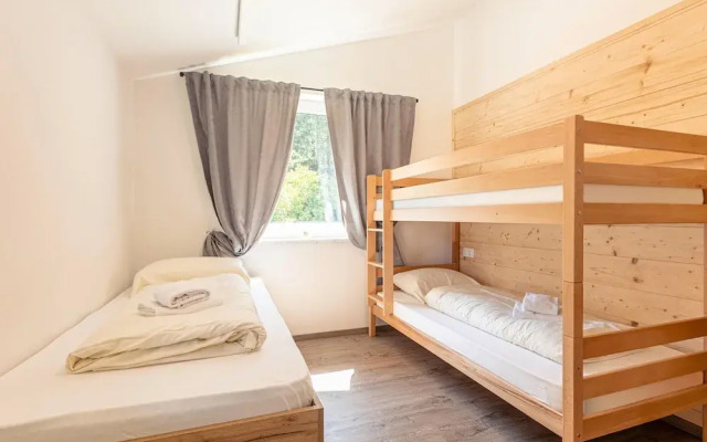 Chalet Arber in St.englmar With its own Hottube