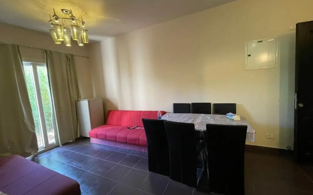 Apartment in Porto Sharm with Garden