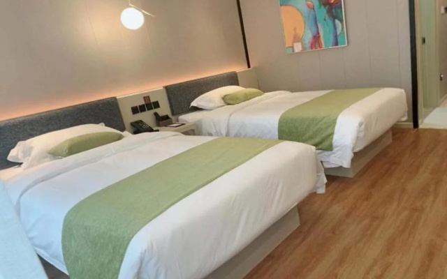 Gya Jiaxing Pinghu City Wuyue Square Shengli Road