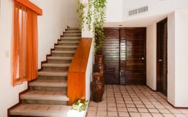 Stella Maris Three Bedroom Villa