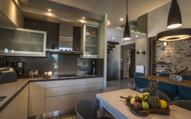 AA Luxury Villas