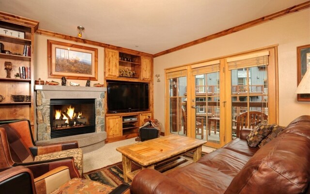 Black Bear Lodge 3 Bedroom Condo in River Run Village