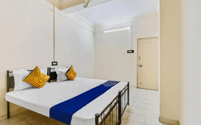 Gokul Plaza by OYO Rooms